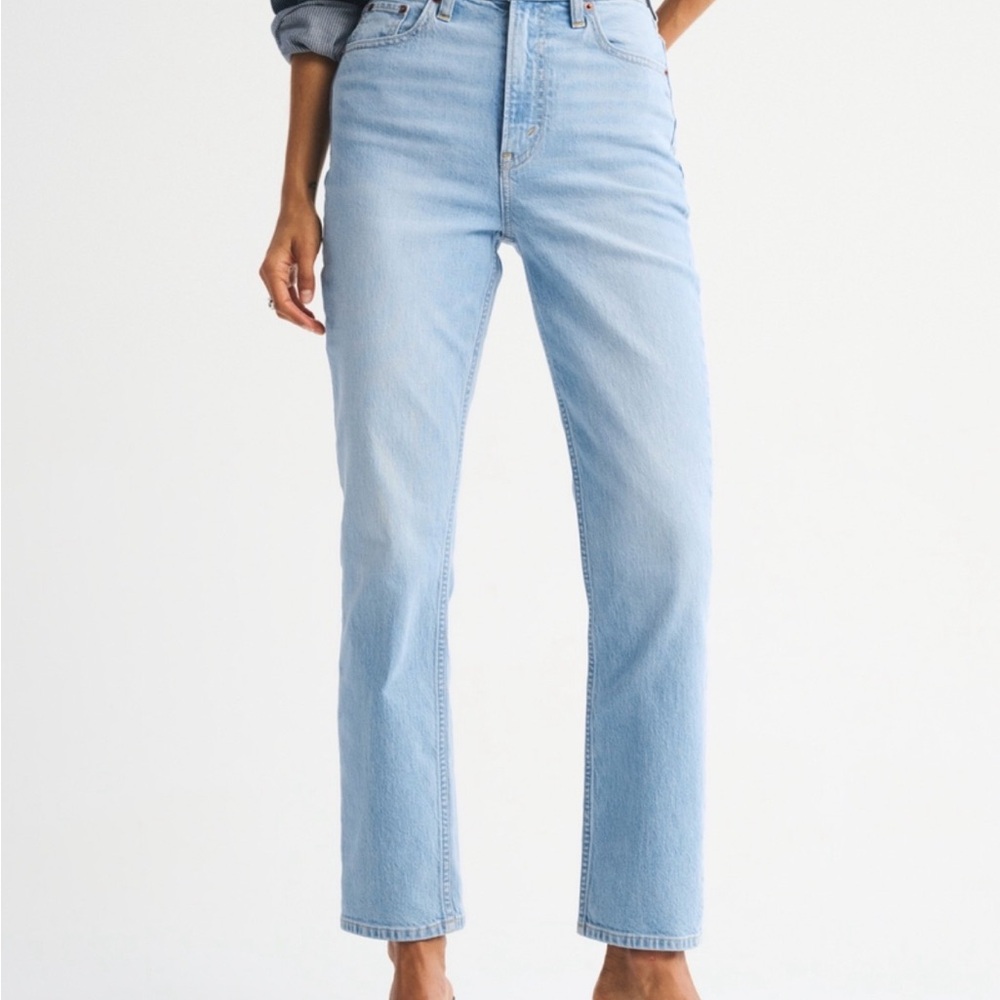 Abercrombie & Fitch Light Blue Straight Leg Women’s Jeans